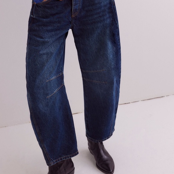 Free People Barrel Jeans Deep End - Picture 2 of 5